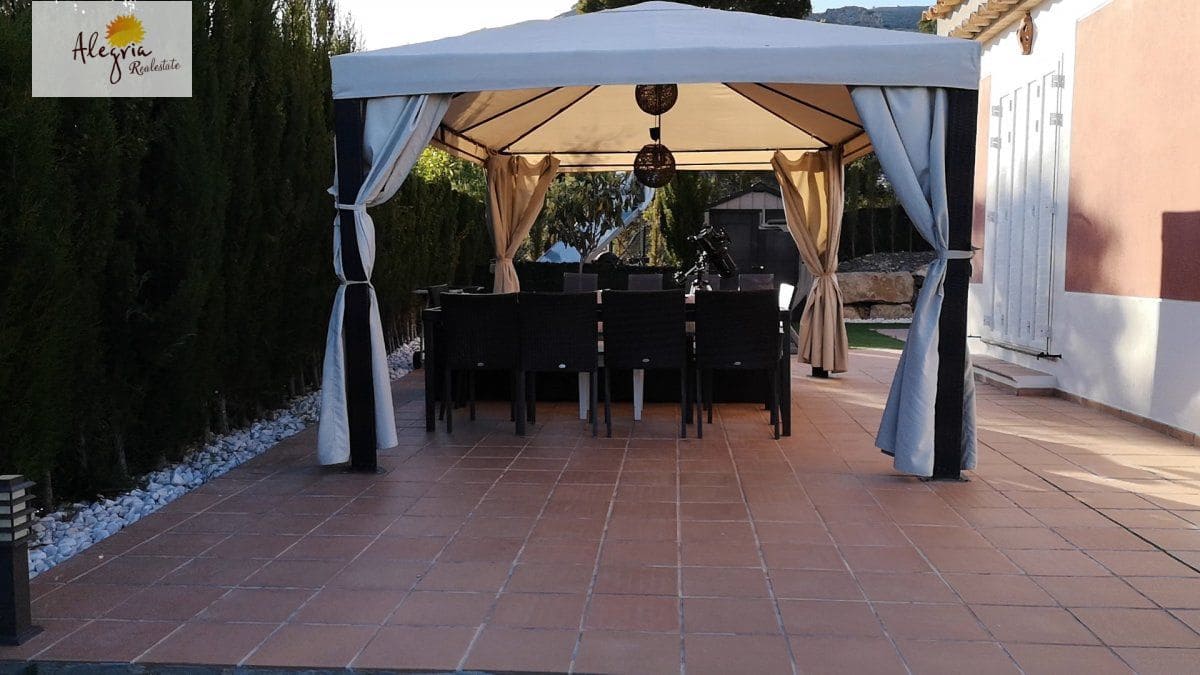 4 Zimmer Villa zu verkaufen in Finestrat mit Pool Garage - 810.000 € (Ref: 6165786)