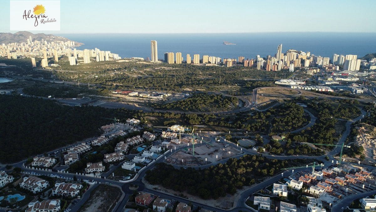 4 Zimmer Villa zu verkaufen in Finestrat mit Pool Garage - 810.000 € (Ref: 6165786)