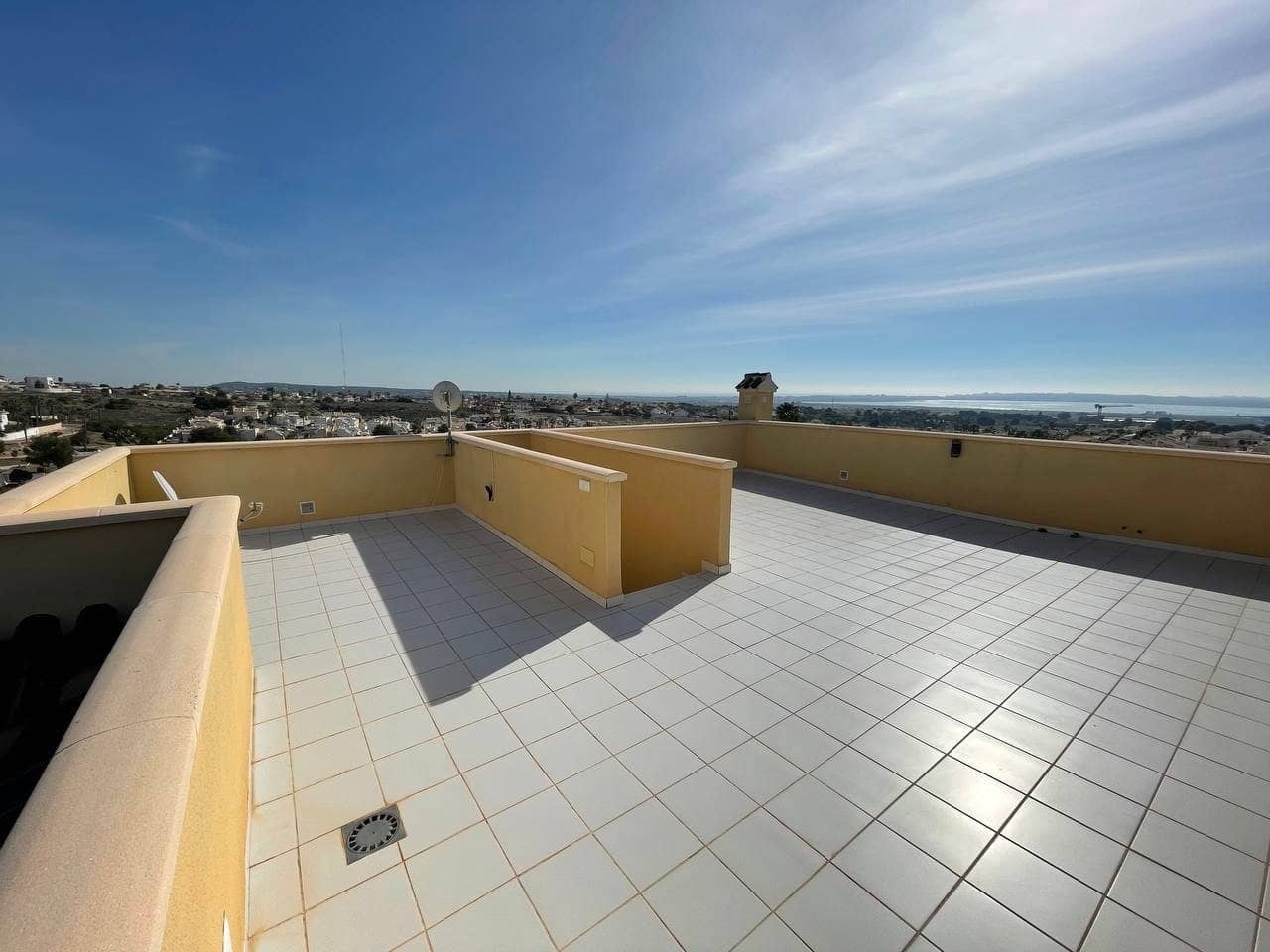 Chalet de 4 habitaciones en Ciudad Quesada en venta con piscina garaje - 950.000 € (Ref: 6165981)