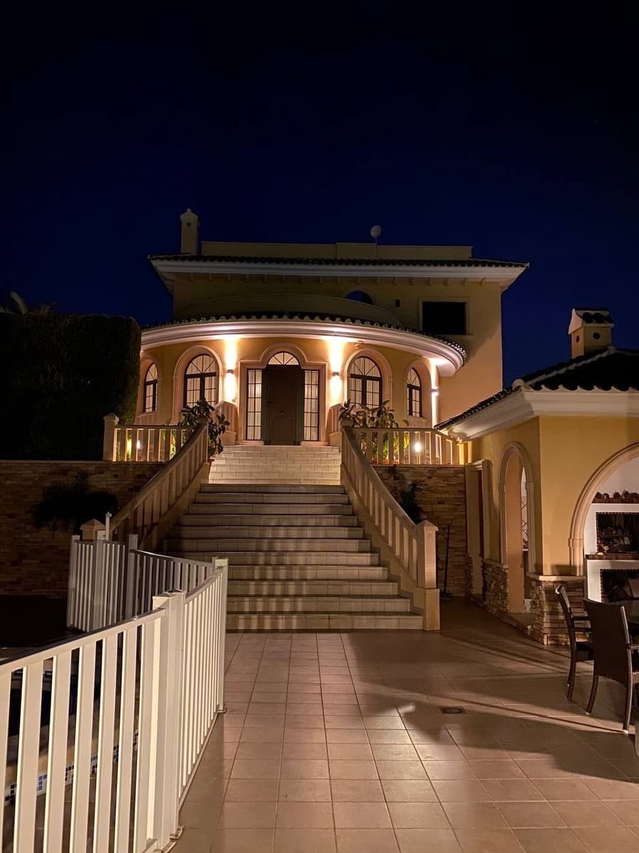 Chalet de 4 habitaciones en Ciudad Quesada en venta con piscina garaje - 950.000 € (Ref: 6165981)