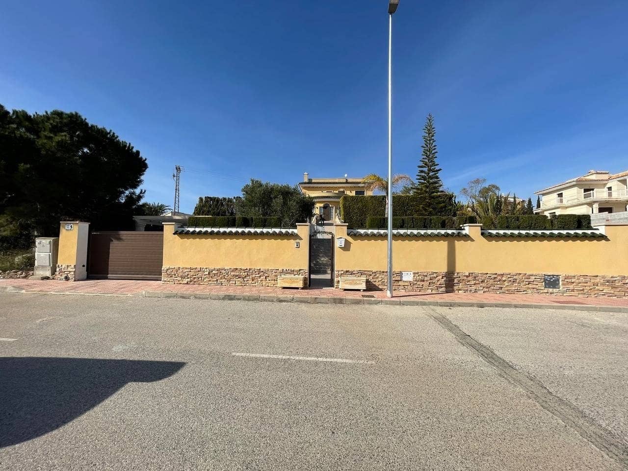 Chalet de 4 habitaciones en Ciudad Quesada en venta con piscina garaje - 950.000 € (Ref: 6165981)