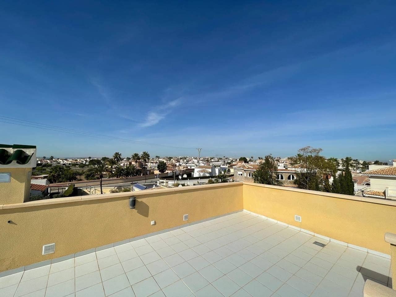 Chalet de 4 habitaciones en Ciudad Quesada en venta con piscina garaje - 950.000 € (Ref: 6165981)