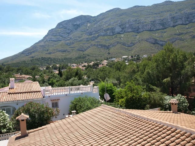 11 sypialnia Finka/Dom wiejski na sprzedaż w El Montgó, Dénia z basenem garażem - 899 000 € (Ref: 6386947)