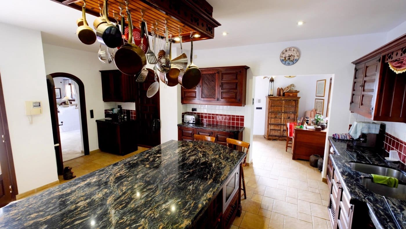 4 Zimmer Villa zu verkaufen in Benissa mit Pool Garage - 2.950.000 € (Ref: 6401742)