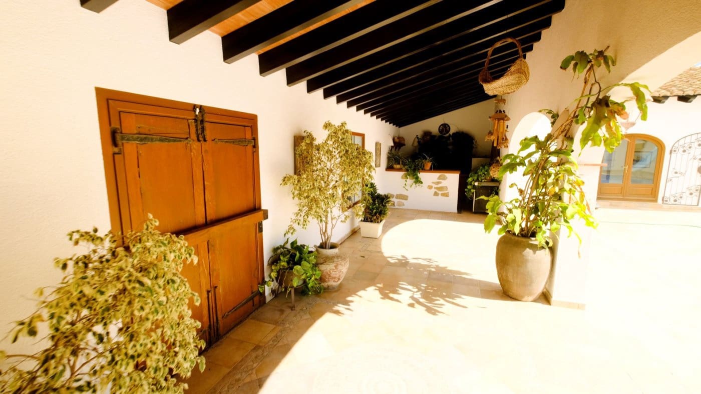 4 Zimmer Villa zu verkaufen in Benissa mit Pool Garage - 2.950.000 € (Ref: 6401742)