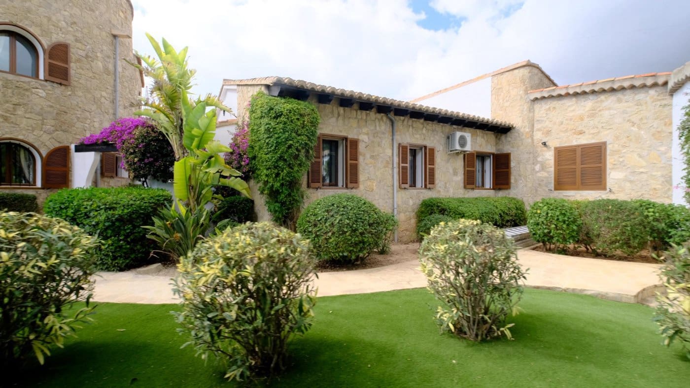 4 Zimmer Villa zu verkaufen in Benissa mit Pool Garage - 2.950.000 € (Ref: 6401742)