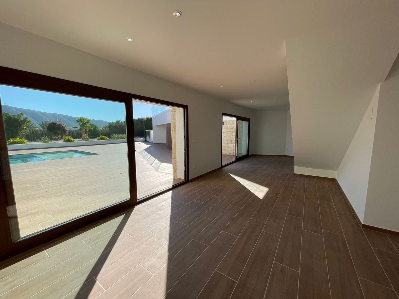 4 bedroom Villa for sale in Altea with pool garage - € 2,250,000 (Ref: 6444146)