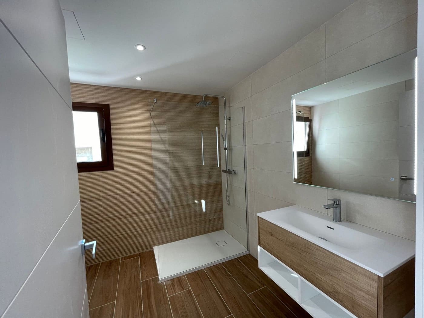 4 bedroom Villa for sale in Altea with pool garage - € 2,250,000 (Ref: 6444146)