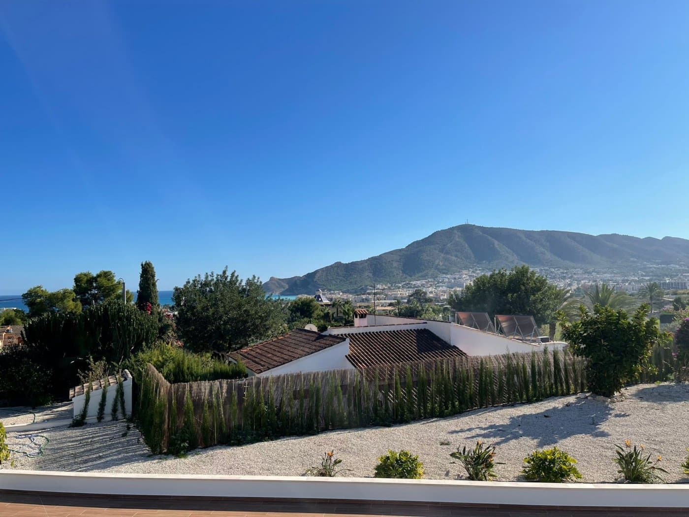 4 bedroom Villa for sale in Altea with pool garage - € 2,250,000 (Ref: 6444146)