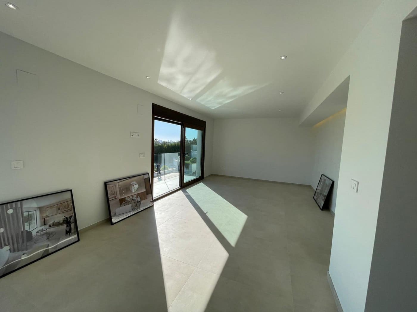 4 bedroom Villa for sale in Altea with pool garage - € 2,250,000 (Ref: 6444146)