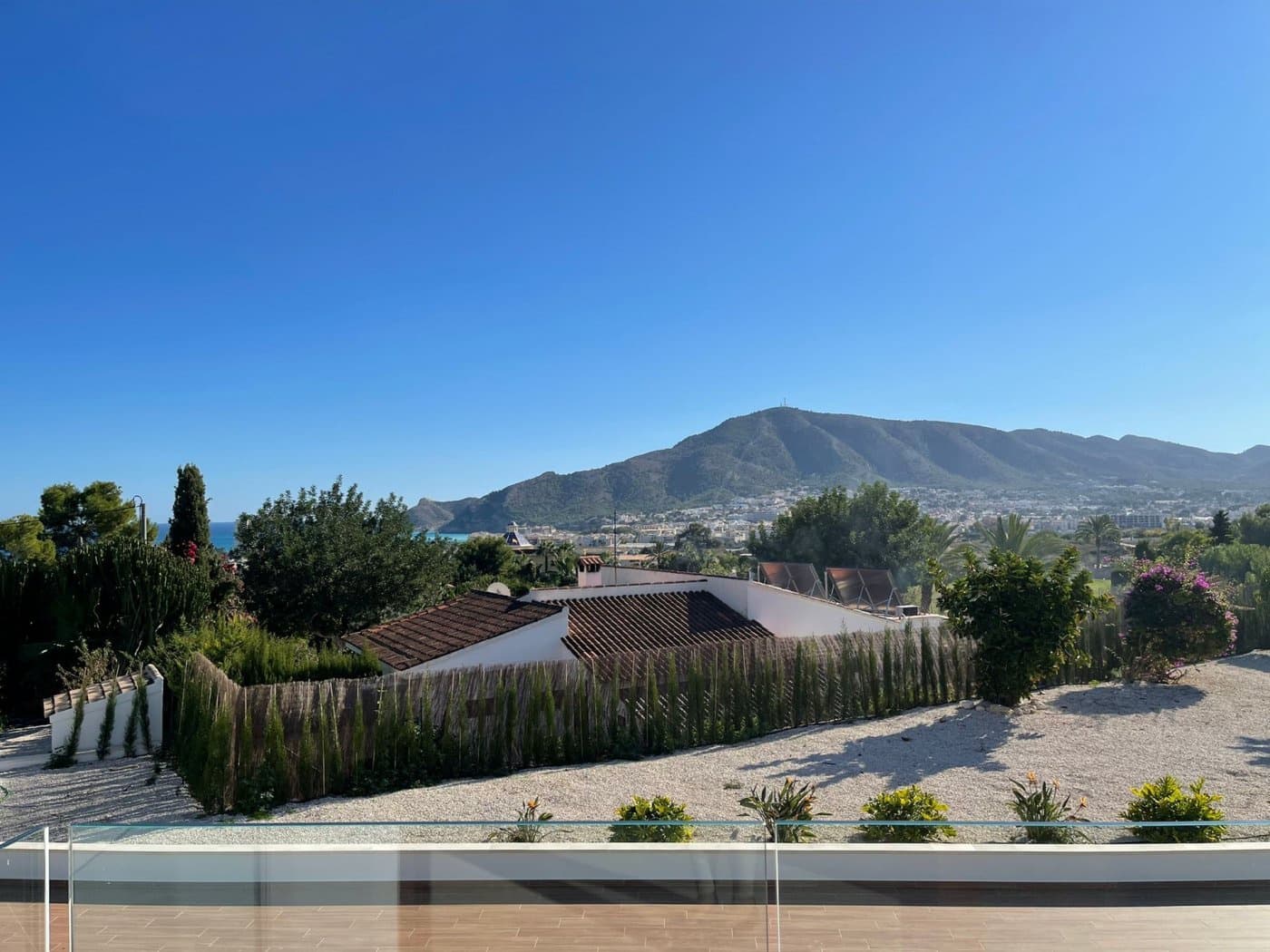 4 bedroom Villa for sale in Altea with pool garage - € 2,250,000 (Ref: 6444146)