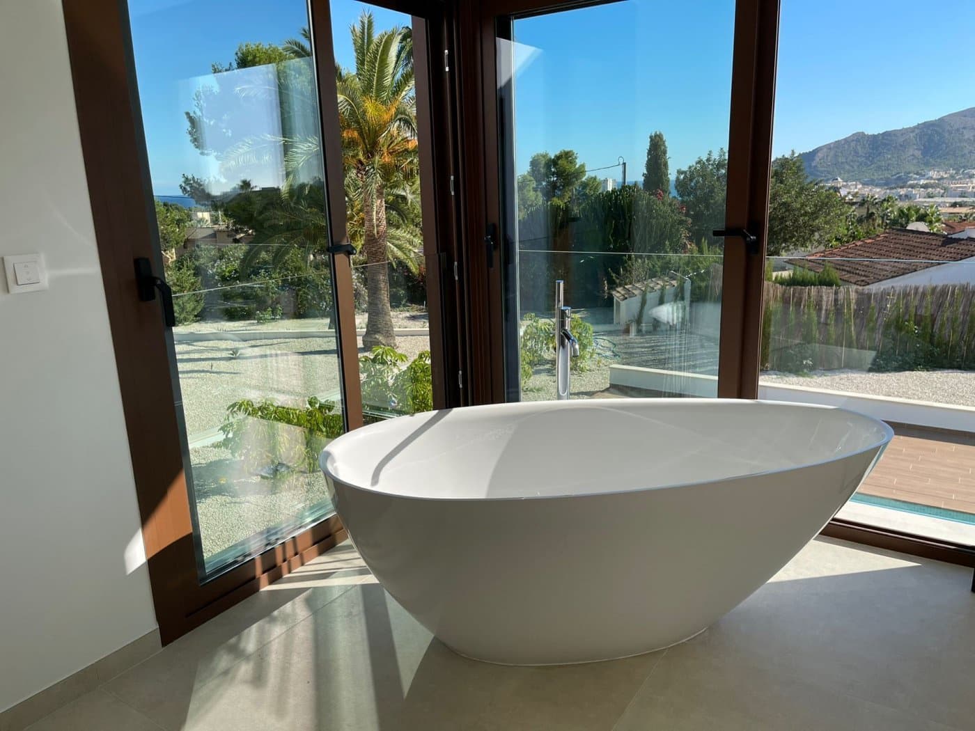 4 bedroom Villa for sale in Altea with pool garage - € 2,250,000 (Ref: 6444146)