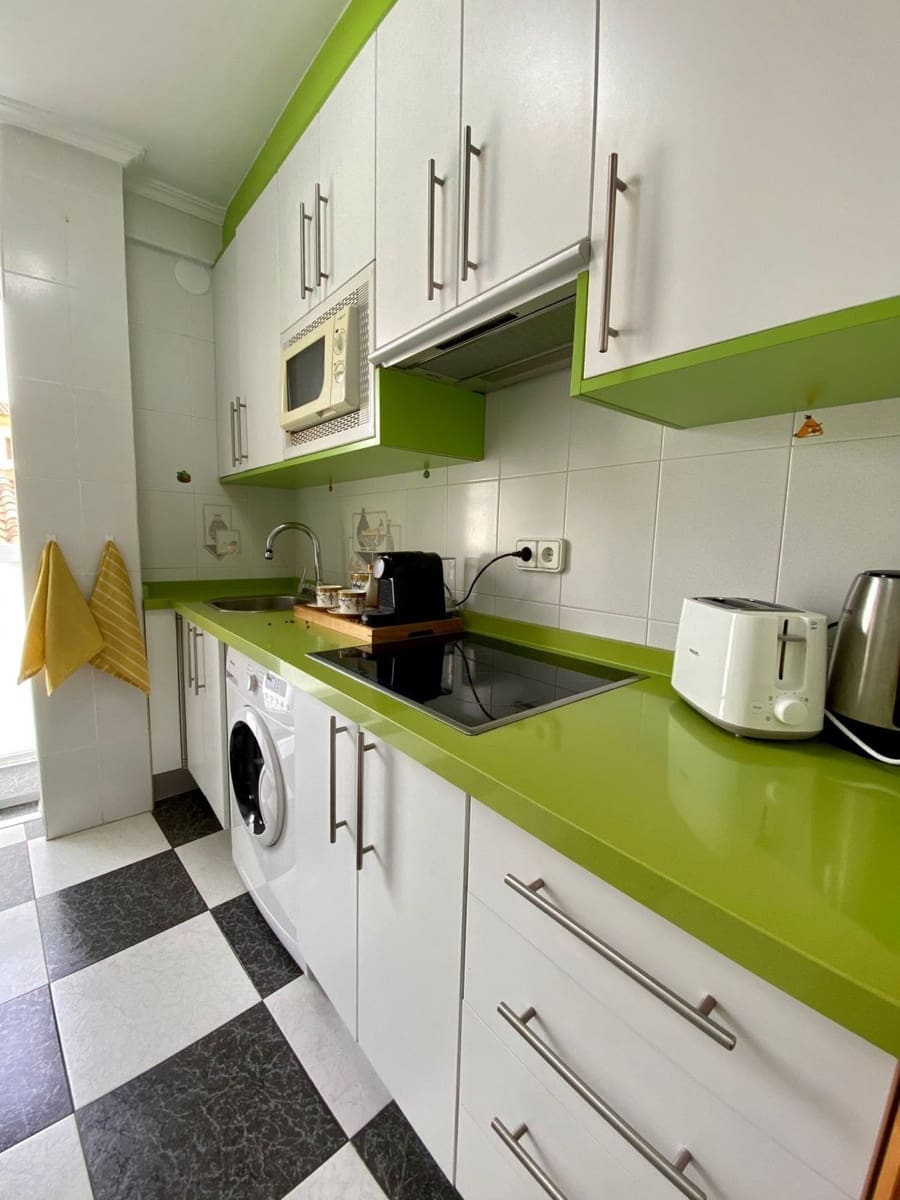 2 makuuhuone Asunto myytävänä paikassa Benidorm - 235 000 € (Ref: 6495563)