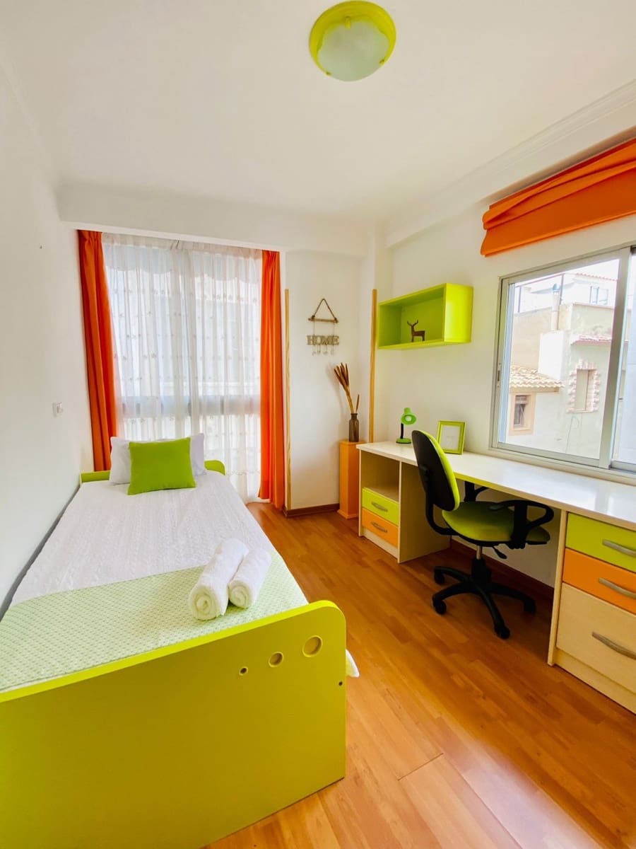 2 makuuhuone Asunto myytävänä paikassa Benidorm - 235 000 € (Ref: 6495563)