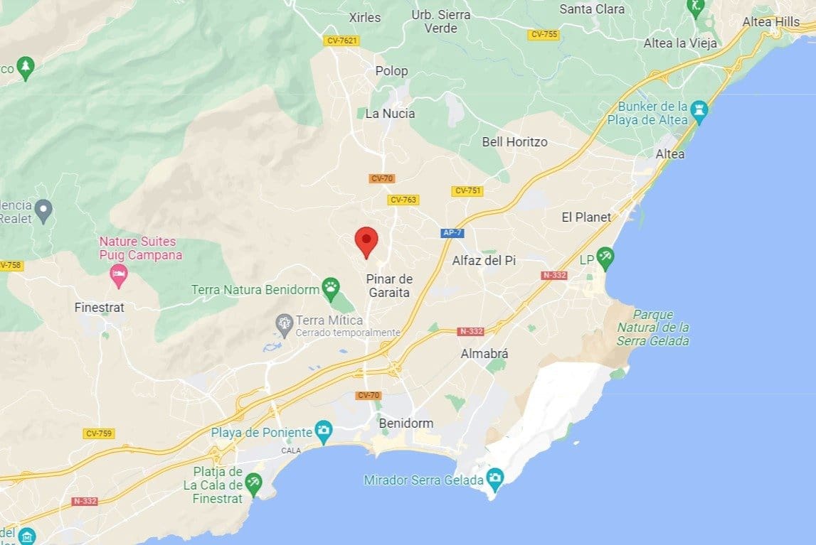 4 makuuhuone Huvila myytävänä paikassa La Nucia mukana uima-altaan 
autotalli - 494 222 € (Ref: 6666720)