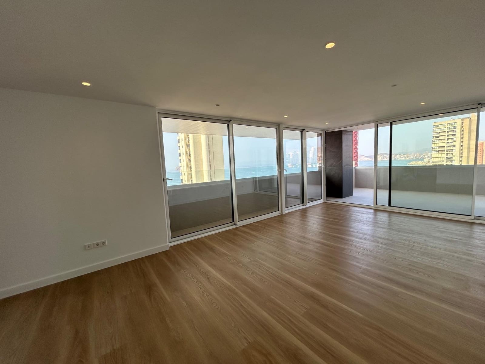 3 camera da letto Appartamento in vendita in Benidorm con piscina garage - 820.000 € (Rif: 6980690)