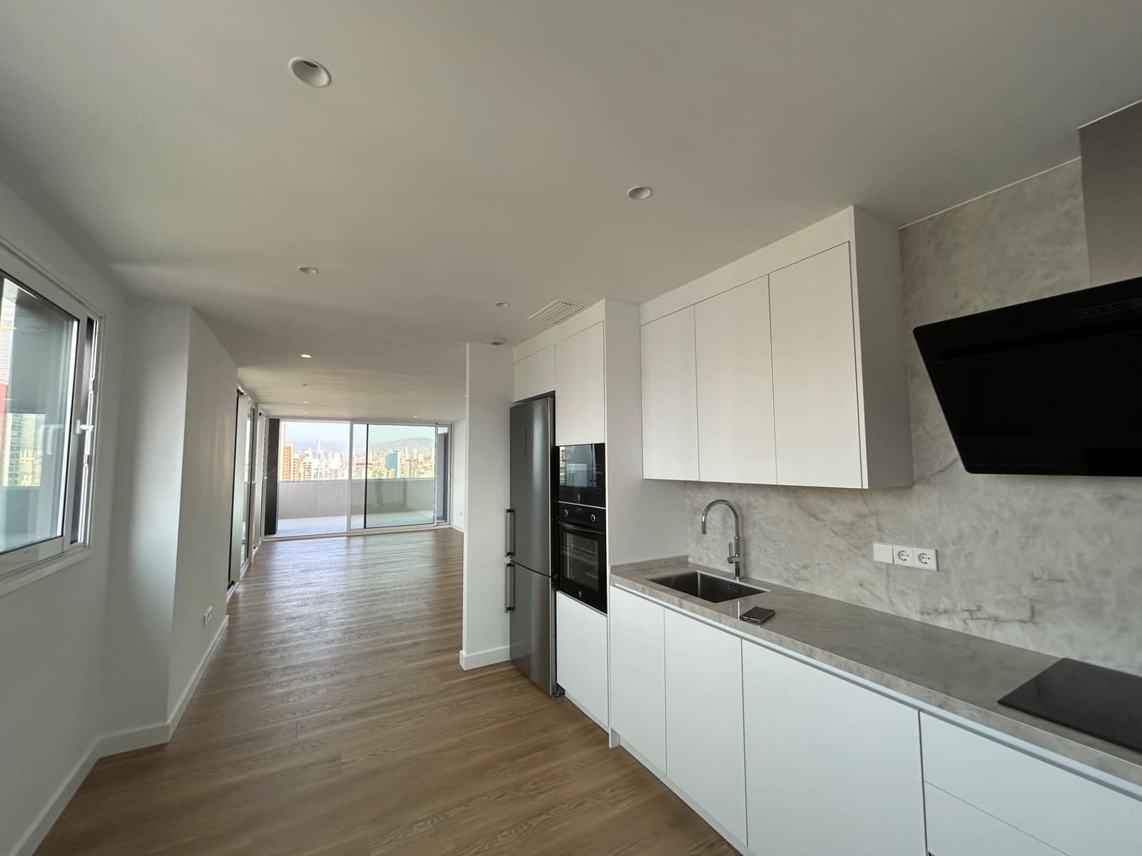 3 camera da letto Appartamento in vendita in Benidorm con piscina garage - 820.000 € (Rif: 6980690)