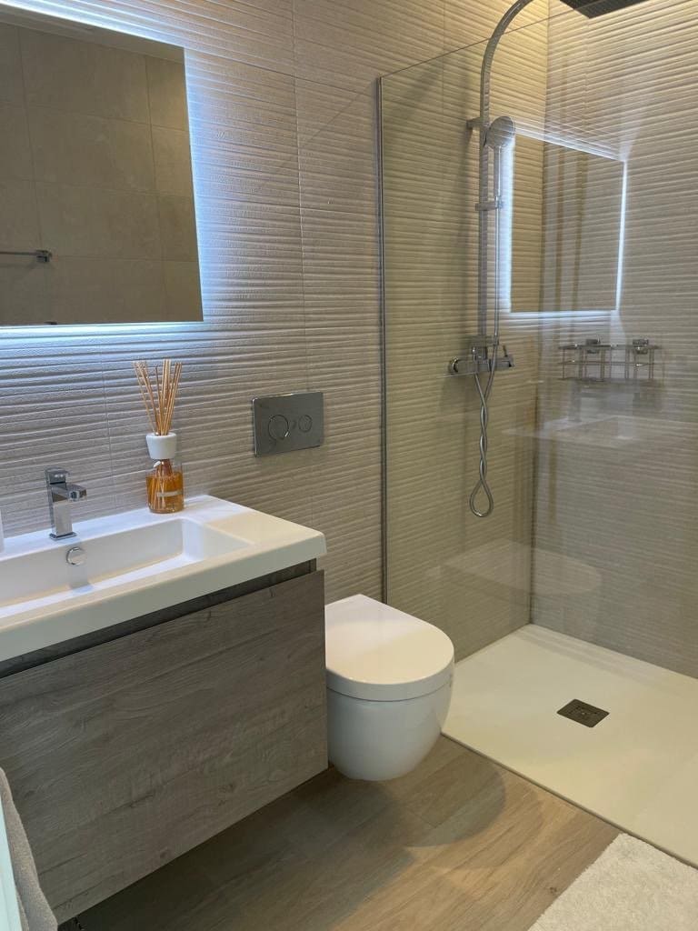 3 bedroom Villa for sale in Finestrat with pool - € 690,000 (Ref: 7012281)