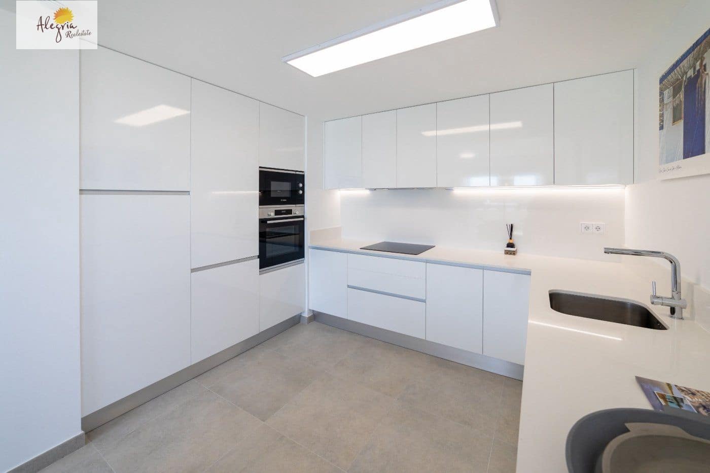 3 makuuhuone Huoneisto myytävänä paikassa Gran Alacant mukana uima-altaan - 405 000 € (Ref: 7091026)