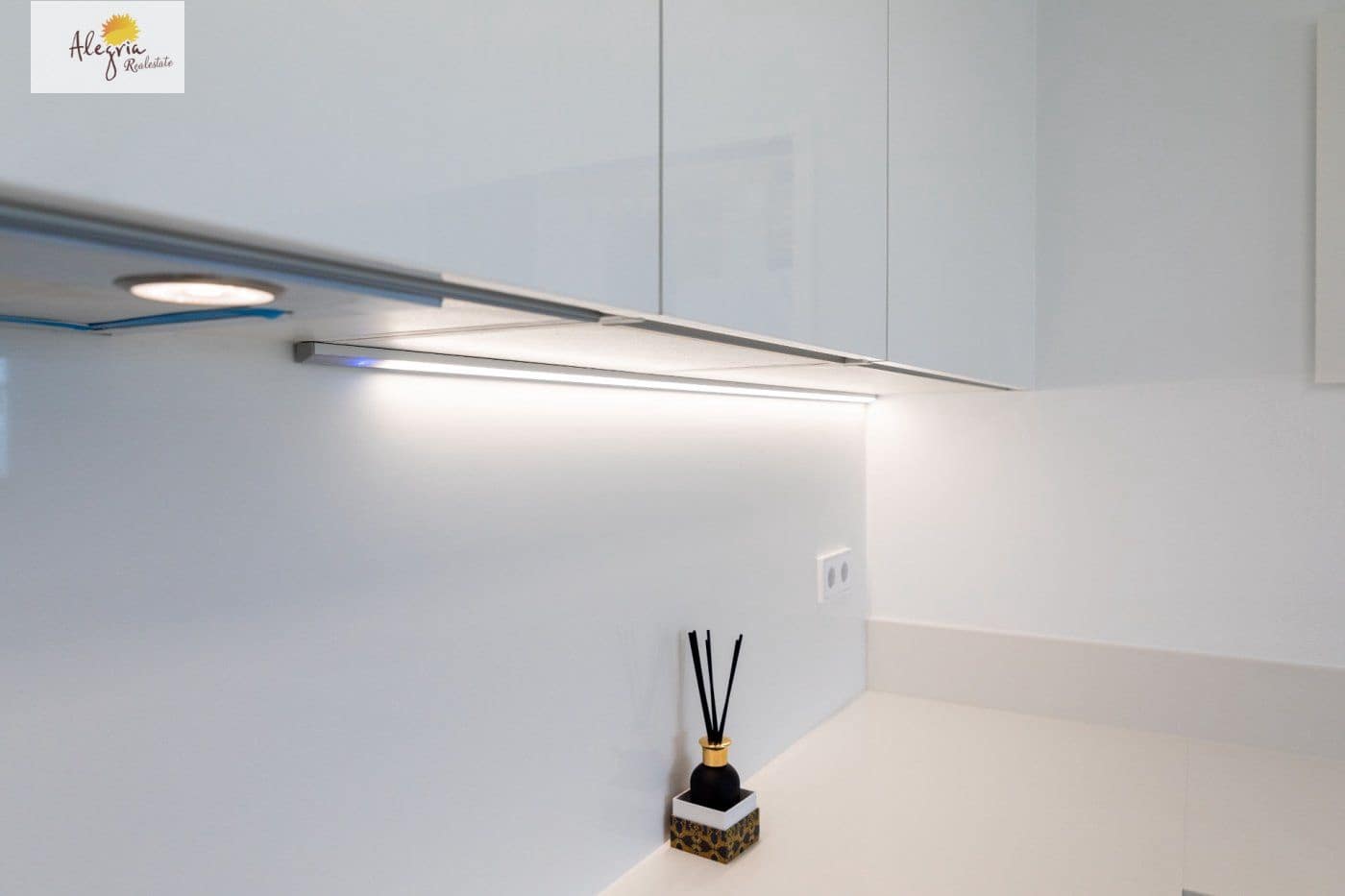 3 makuuhuone Huoneisto myytävänä paikassa Gran Alacant mukana uima-altaan - 405 000 € (Ref: 7091026)