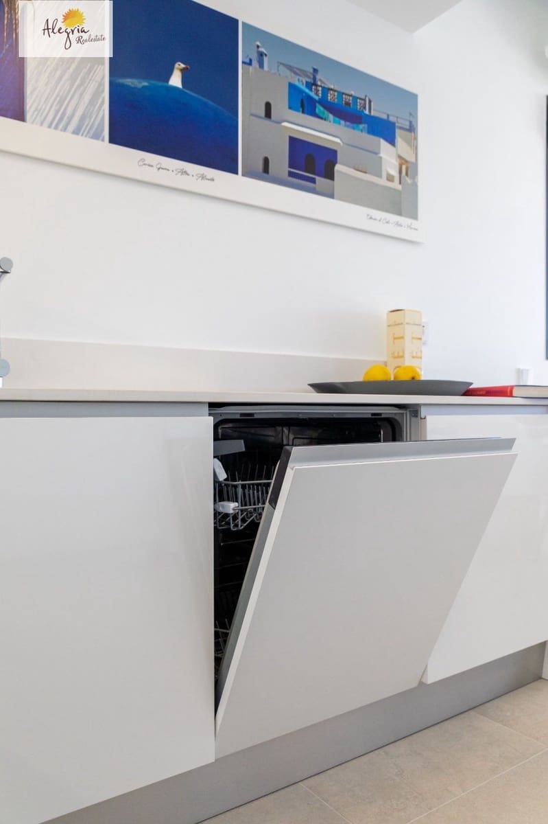 3 makuuhuone Huoneisto myytävänä paikassa Gran Alacant mukana uima-altaan - 405 000 € (Ref: 7091026)