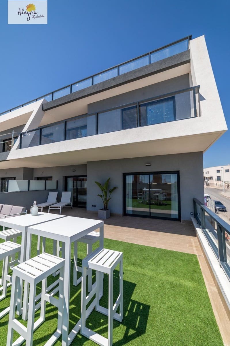 3 makuuhuone Huoneisto myytävänä paikassa Gran Alacant mukana uima-altaan - 405 000 € (Ref: 7091026)