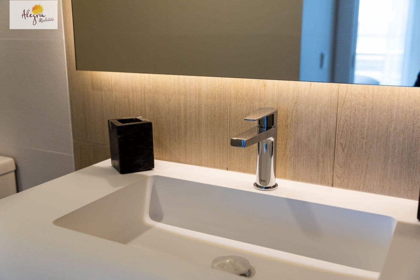 3 makuuhuone Huoneisto myytävänä paikassa Gran Alacant mukana uima-altaan - 405 000 € (Ref: 7091026)