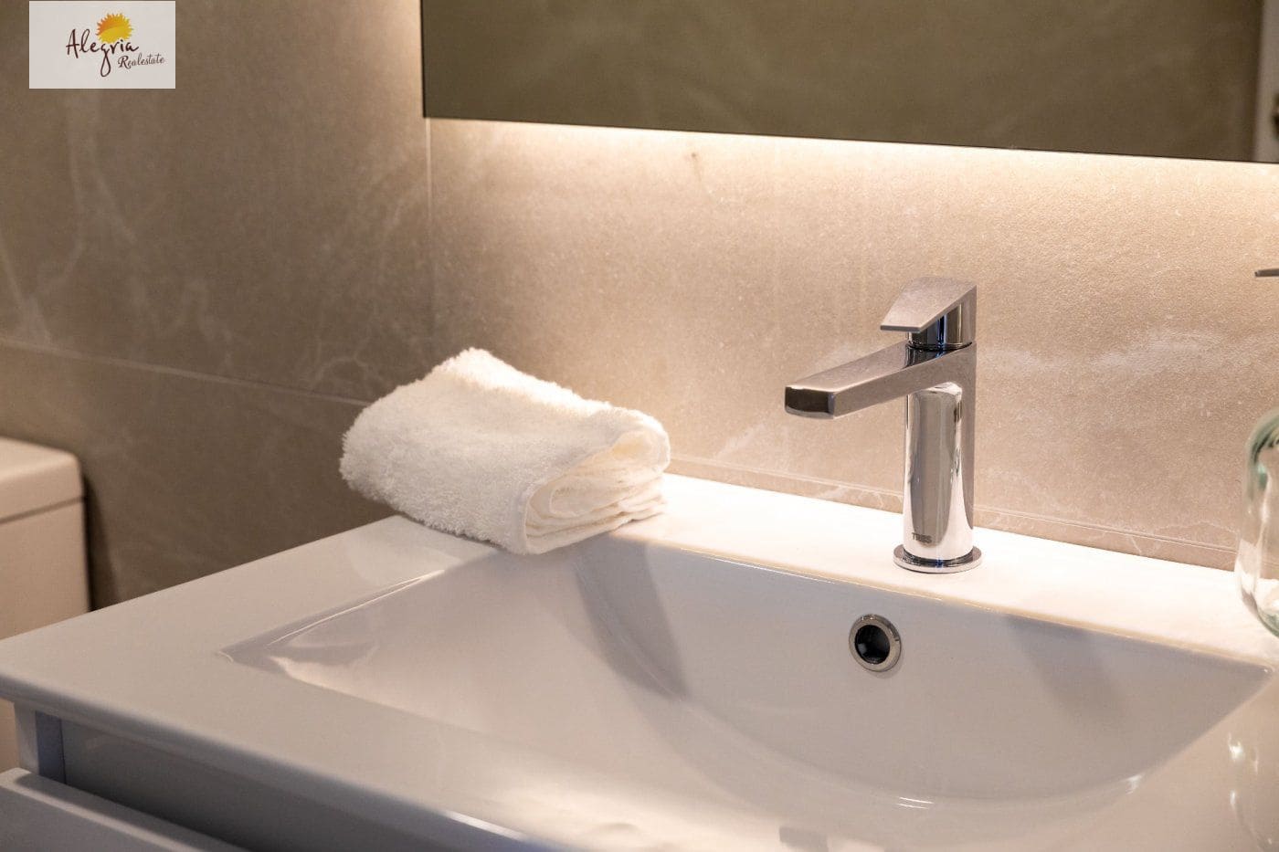 3 makuuhuone Huoneisto myytävänä paikassa Gran Alacant mukana uima-altaan - 405 000 € (Ref: 7091026)