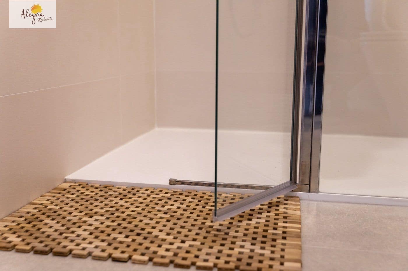 3 makuuhuone Huoneisto myytävänä paikassa Gran Alacant mukana uima-altaan - 405 000 € (Ref: 7091026)