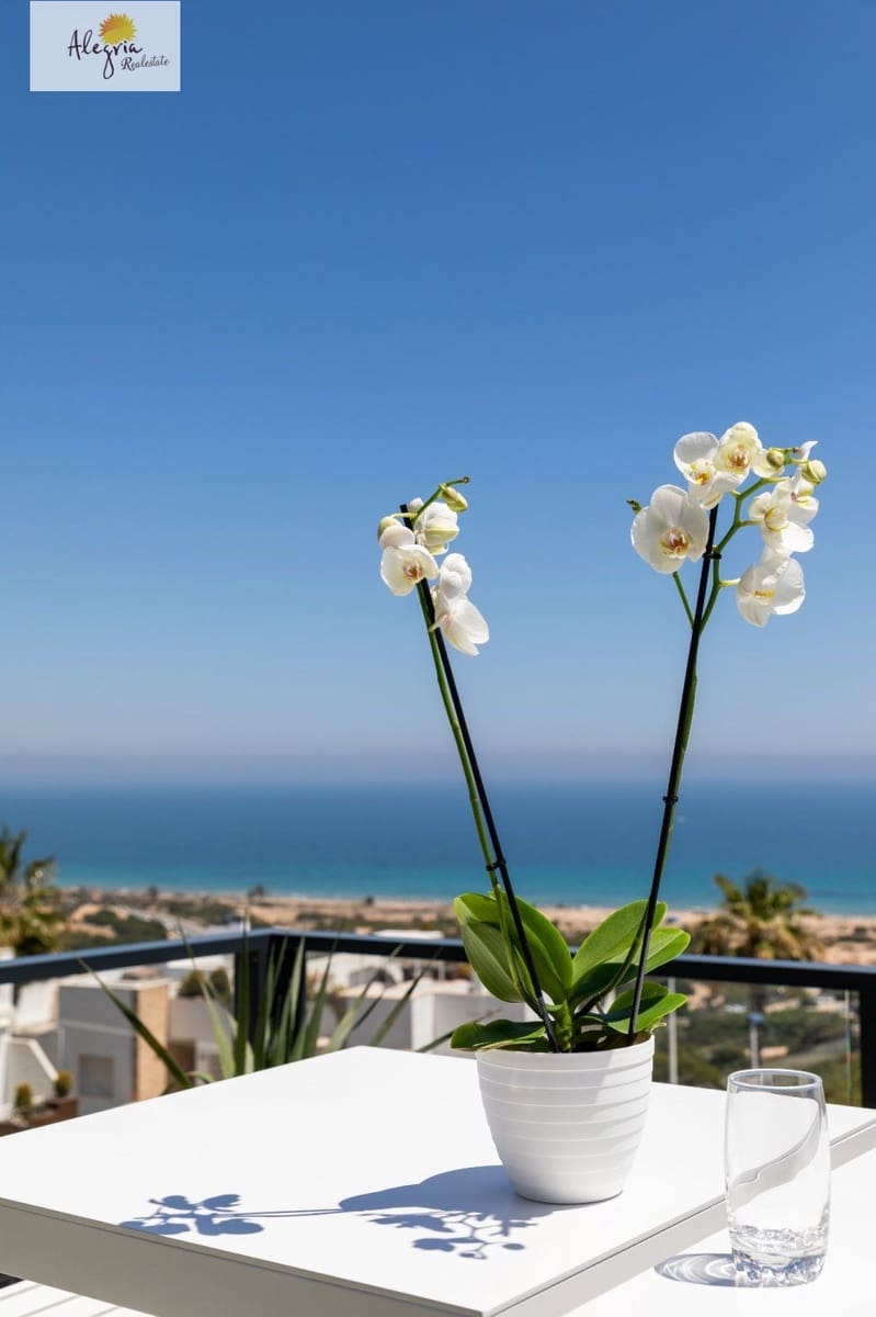 3 makuuhuone Huoneisto myytävänä paikassa Gran Alacant mukana uima-altaan - 405 000 € (Ref: 7091026)