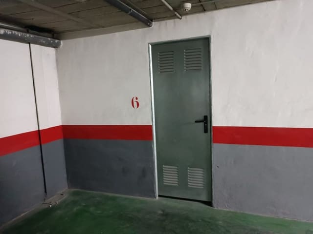 Garage til salg i Alicante by - € 33.500 (Ref: 7110832)