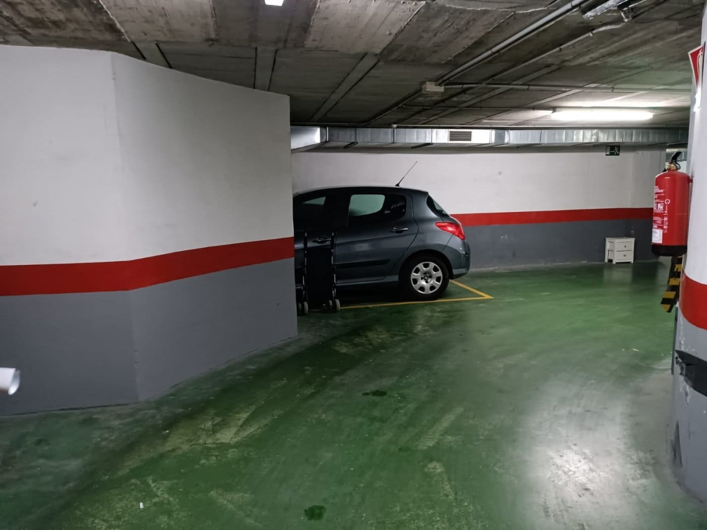 Garage til salg i Alicante by - € 33.500 (Ref: 7110832)