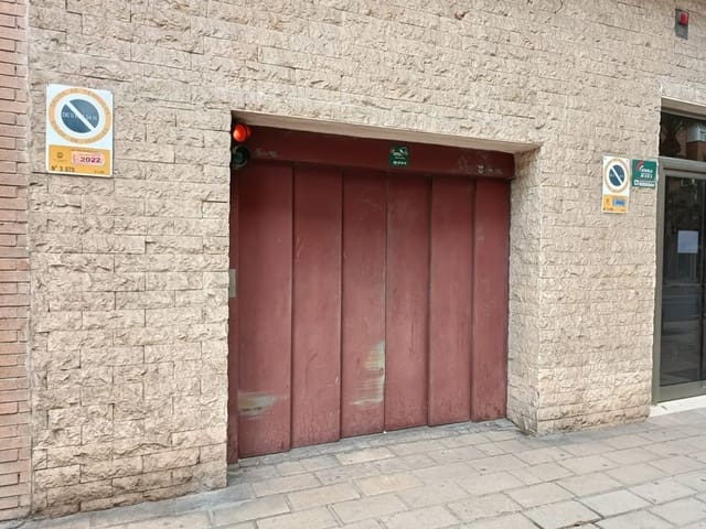Garage til salg i Alicante by - € 33.500 (Ref: 7110832)