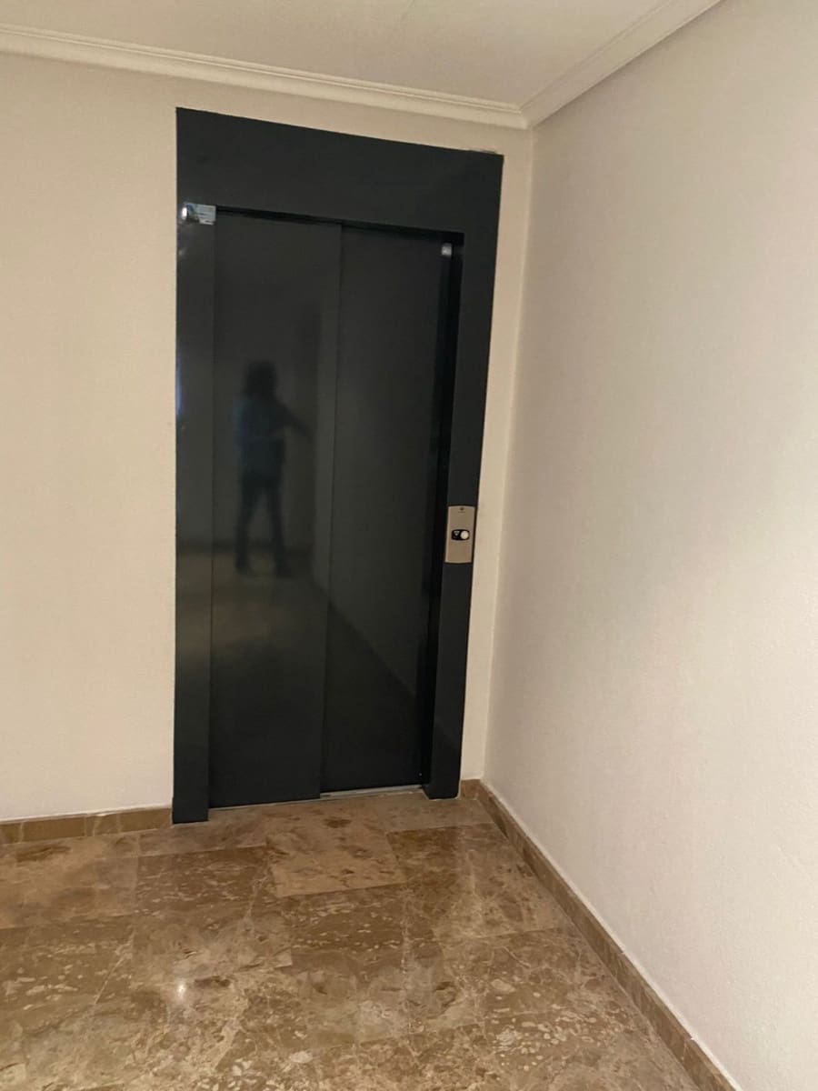 Apartamento de 5 habitaciones en Torrevieja en venta - 260.000 € (Ref: 7233547)