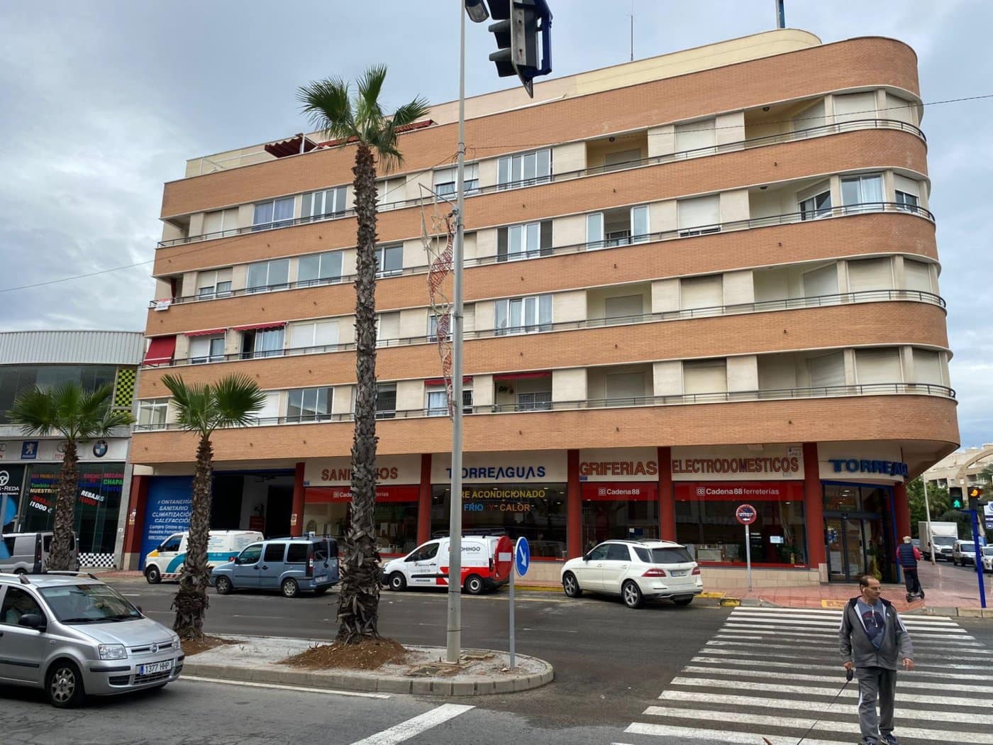 Apartamento de 5 habitaciones en Torrevieja en venta - 260.000 € (Ref: 7233547)