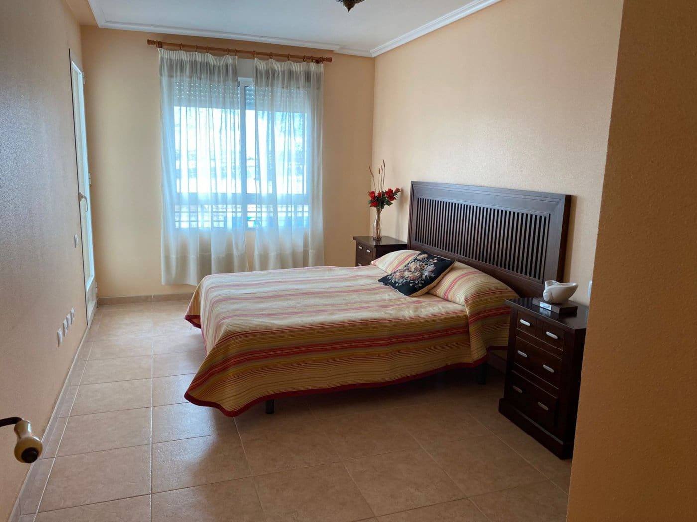 Apartamento de 5 habitaciones en Torrevieja en venta - 260.000 € (Ref: 7233547)