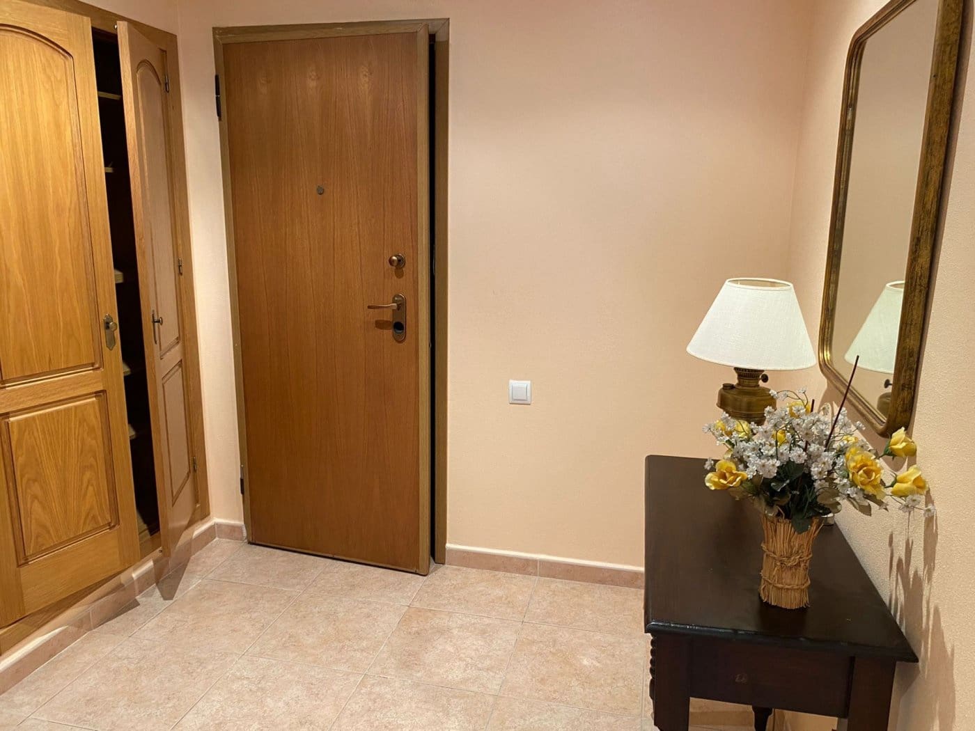 Apartamento de 5 habitaciones en Torrevieja en venta - 260.000 € (Ref: 7233547)