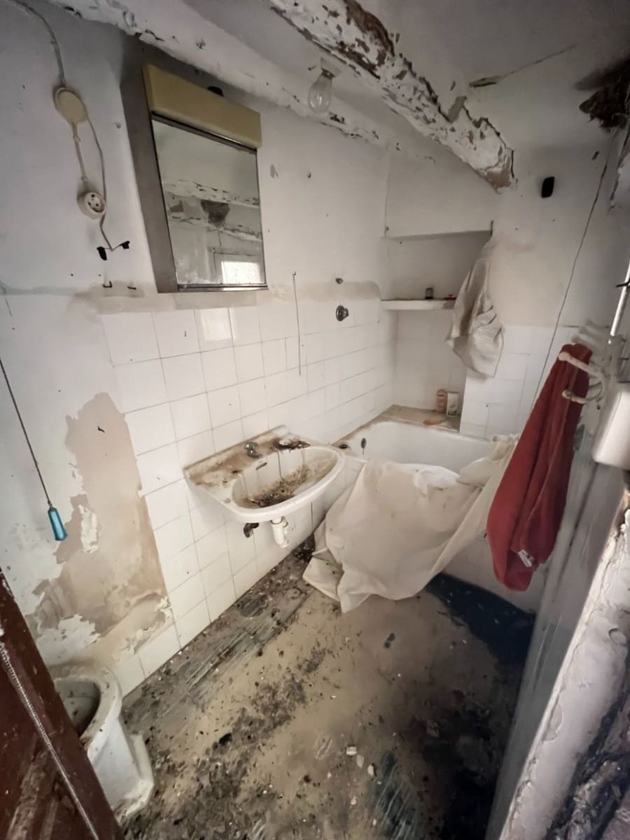 6 soverom Hus til salgs i Sella - € 149 000 (Ref: 7257805)