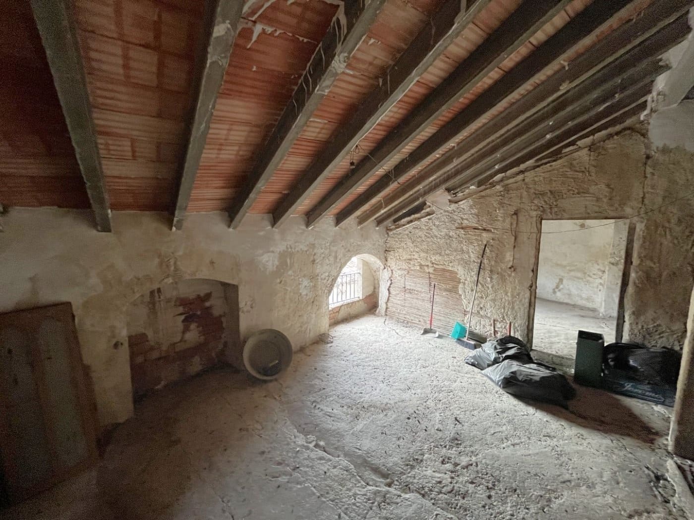 6 soverom Hus til salgs i Sella - € 149 000 (Ref: 7257805)