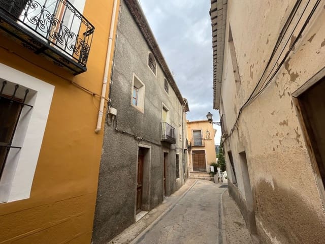 6 bedroom Townhouse for sale in Sella - € 149,000 (Ref: 7257805)