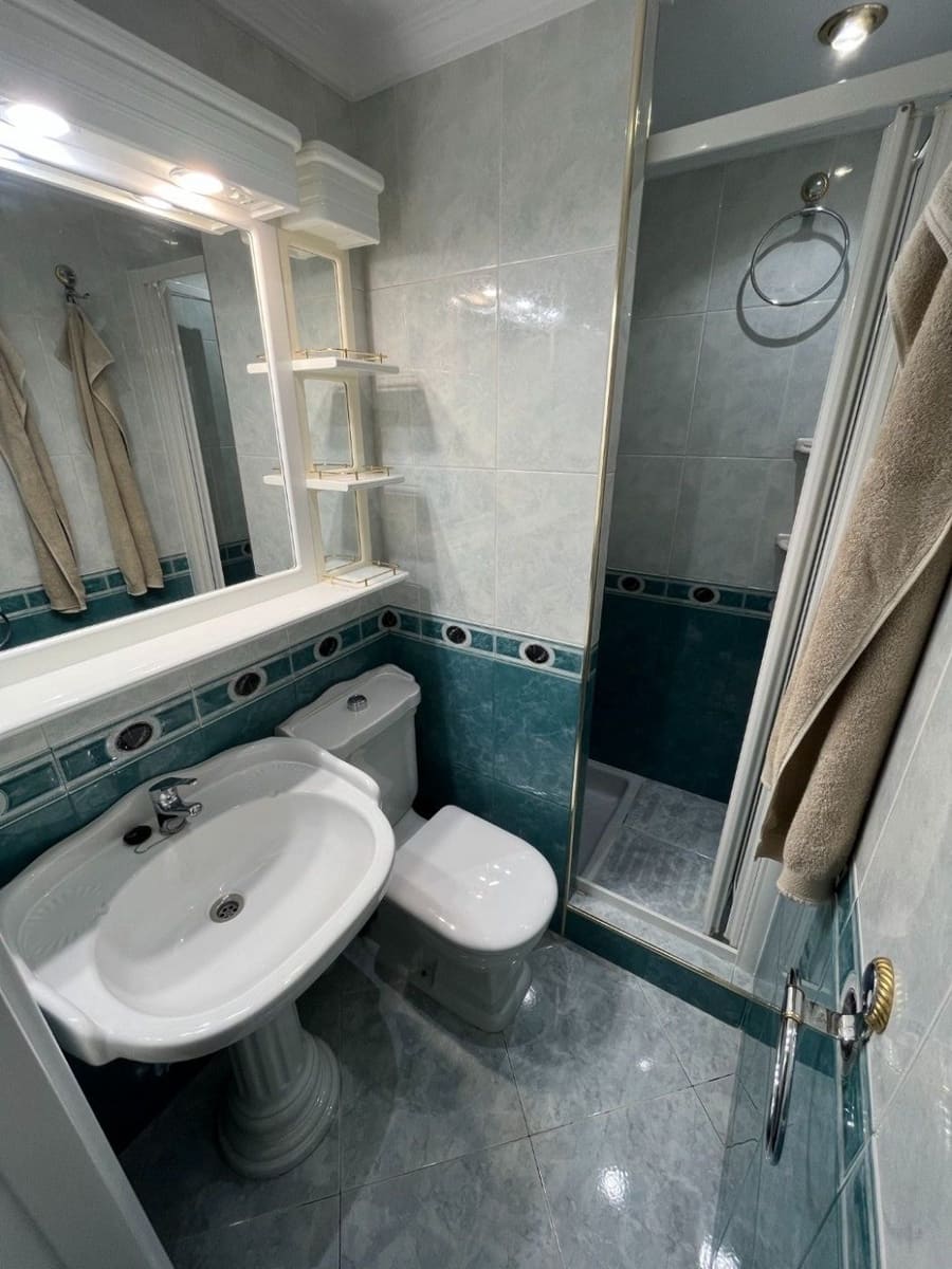 3 quarto Apartamento para venda em Benidorm com piscina - 399 000 € (Ref: 7316390)