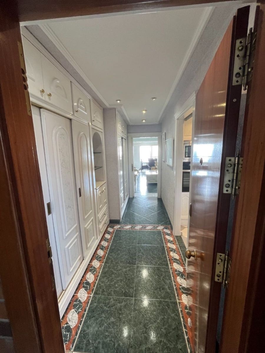 3 quarto Apartamento para venda em Benidorm com piscina - 399 000 € (Ref: 7316390)