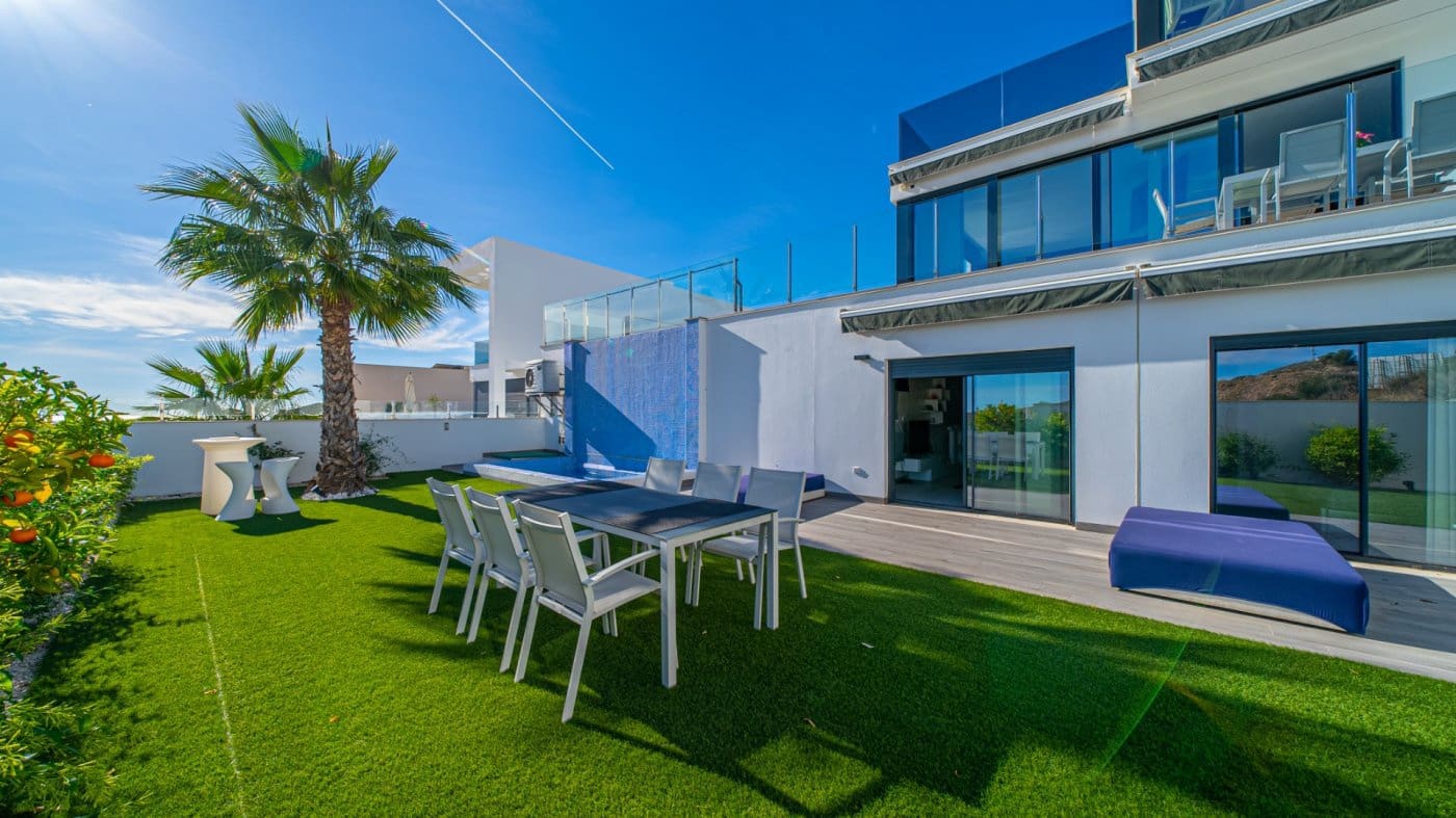 4 soveværelse Villa til salg i Finestrat med swimmingpool - € 850.000 (Ref: 7316393)