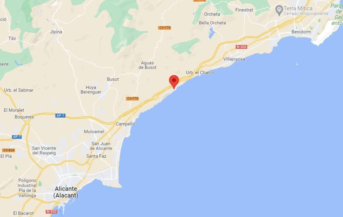 3 bedroom Villa for sale in Venta Lanuza with pool garage - € 899,000 (Ref: 7407476)