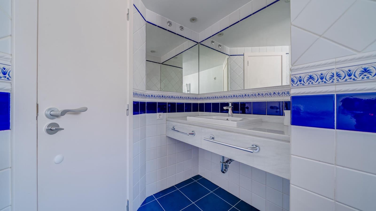 4 quarto Moradia para venda em Finestrat com piscina garagem - 950 000 € (Ref: 7407477)