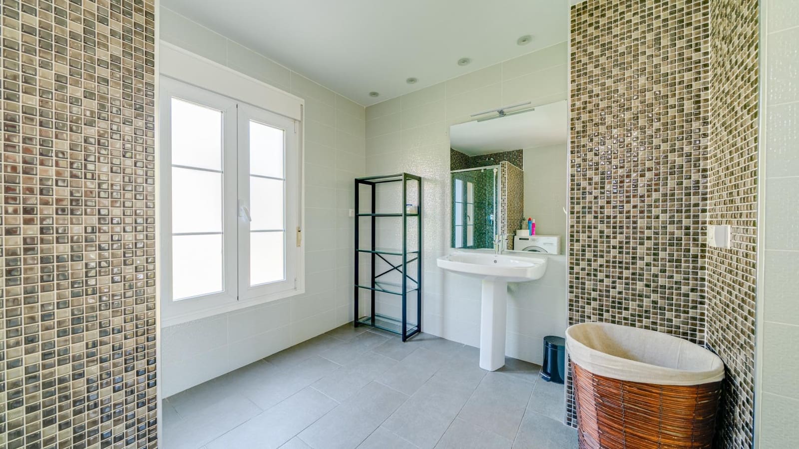 4 quarto Moradia para venda em Finestrat com piscina garagem - 950 000 € (Ref: 7407477)