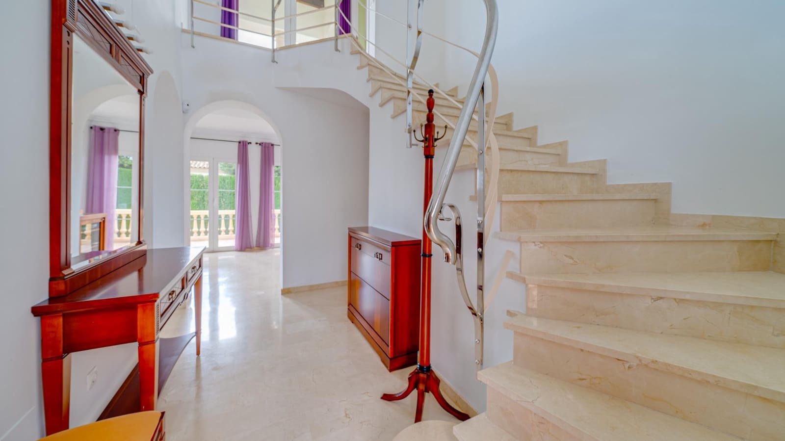 4 quarto Moradia para venda em Finestrat com piscina garagem - 950 000 € (Ref: 7407477)