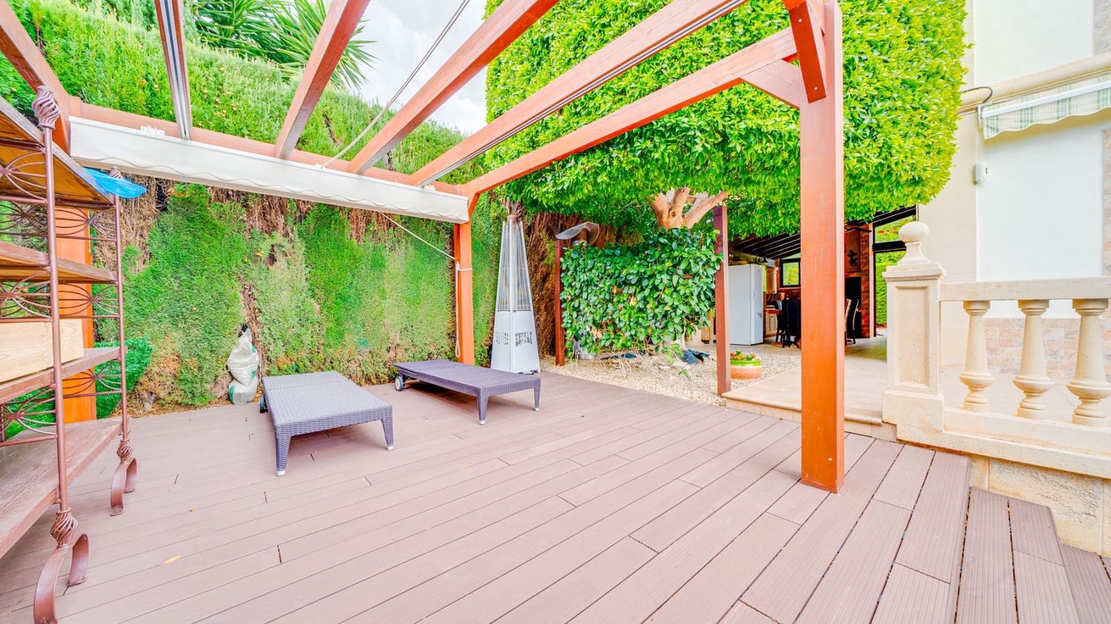 4 quarto Moradia para venda em Finestrat com piscina garagem - 950 000 € (Ref: 7407477)