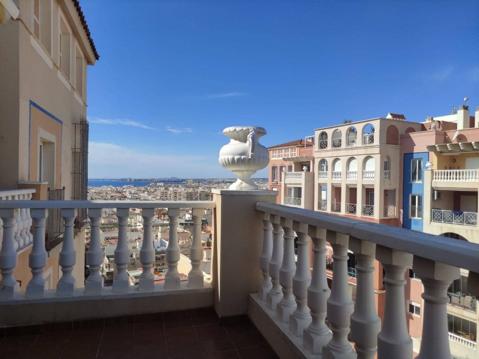 3 soveværelse Penthouse til salg i Aldea del Mar med swimmingpool - € 495.000 (Ref: 7423160)