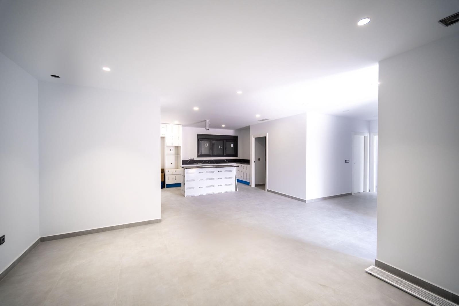 3 bedroom Villa for sale in Aguas Nuevas with pool - € 850,000 (Ref: 7441358)